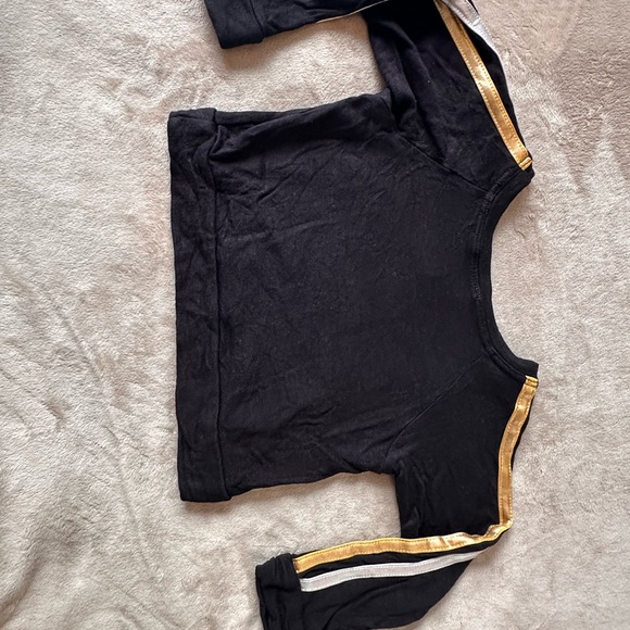 Designer from DENNY’s! Sofi Black Long Sleeve Kids Tee with Gold Star - Picture 8 of 8